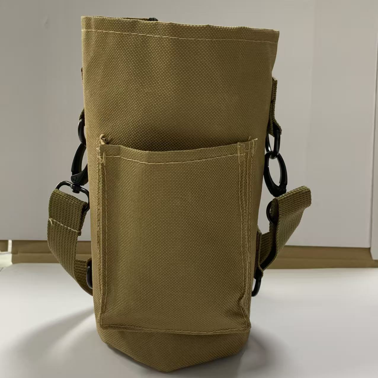 Magnetic Sports Water Bottle Shoulder Bag
