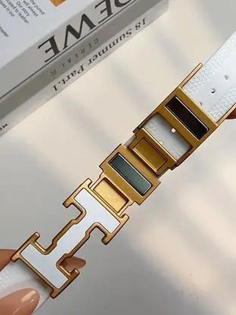 Premium Silicone Watch Band with Magnetic Clasp for Apple Watch (38-49mm) - Breathable and Water-Resistant Strap for Women, Ideal for Work and Daily Sports, Compatible with Series 1-10 and Ultra SE